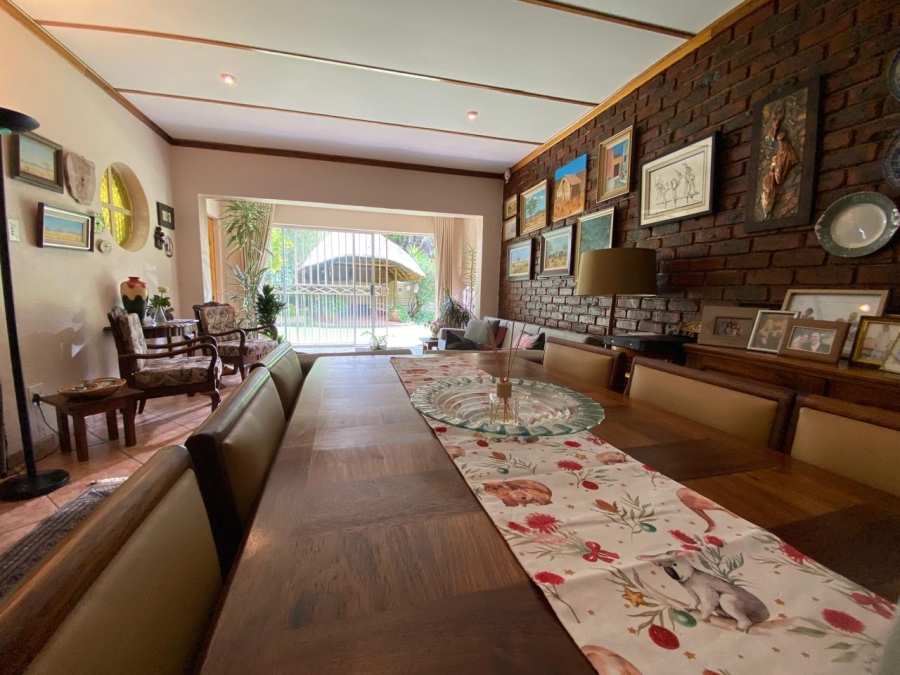 4 Bedroom Property for Sale in Kannoniers Park North West